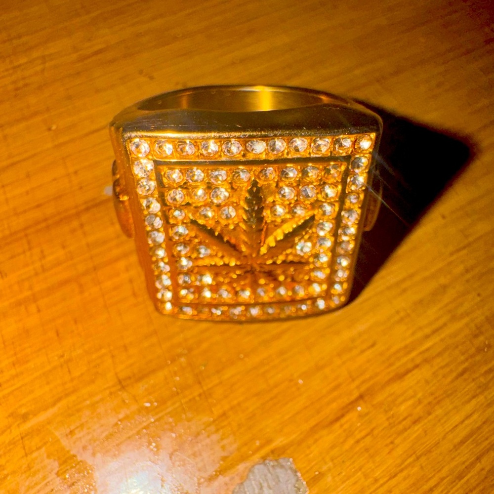 Gold ring